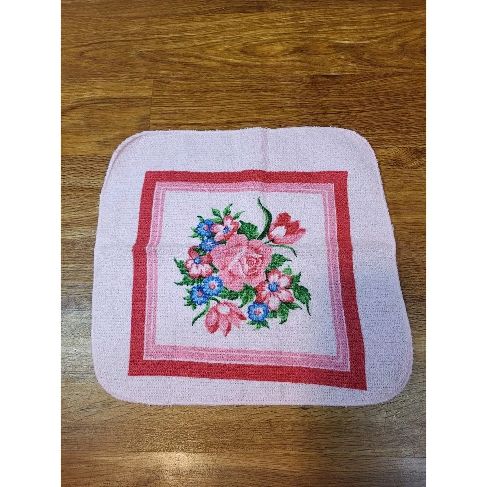 Vintage Cannon MCM Pink Floral Rose Face Cloth